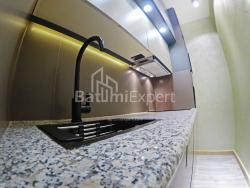 דירה 40.5 מ"ר - שריף חימשיאשווילי, Batumi, גאורגיה