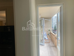 דירה 100 מ"ר - זוראבה גורגילדזה, Batumi, גאורגיה