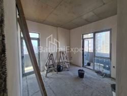 דירה 4-комн 96.5 m² - פטרה בגרציוני, Batumi