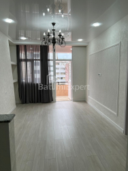 דירה 3-комн 70 m² - אלכסנדרה פושקין, Batumi
