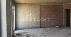 דירה 74.7 מ"ר - שריף חימשיאשווילי, Batumi, גאורגיה
